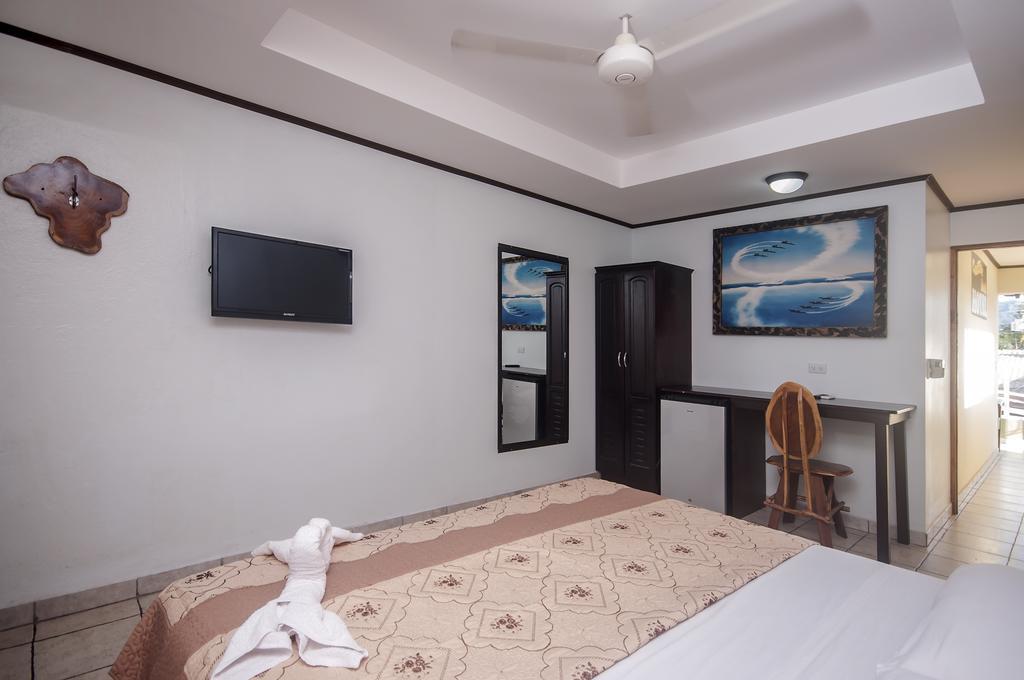 יקו Cadillac Rock Beach Hotel חדר תמונה